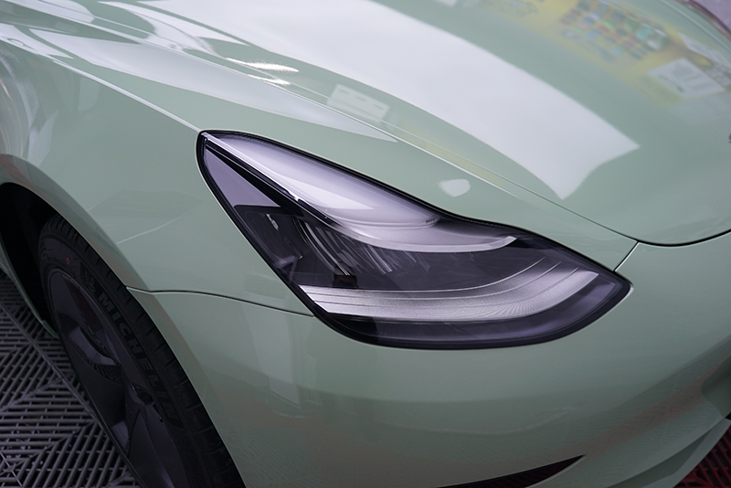卡其绿 | 特斯拉Model 3装贴改色膜效果