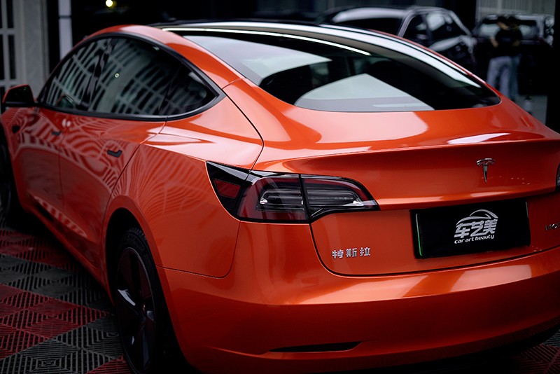 金属橙 | 特斯拉Model 3装贴改色膜效果